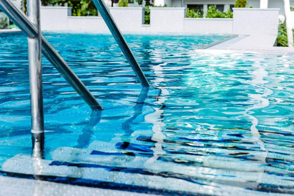 Thermalhotel Gass บาดฟึสซิง ภายนอก รูปภาพ