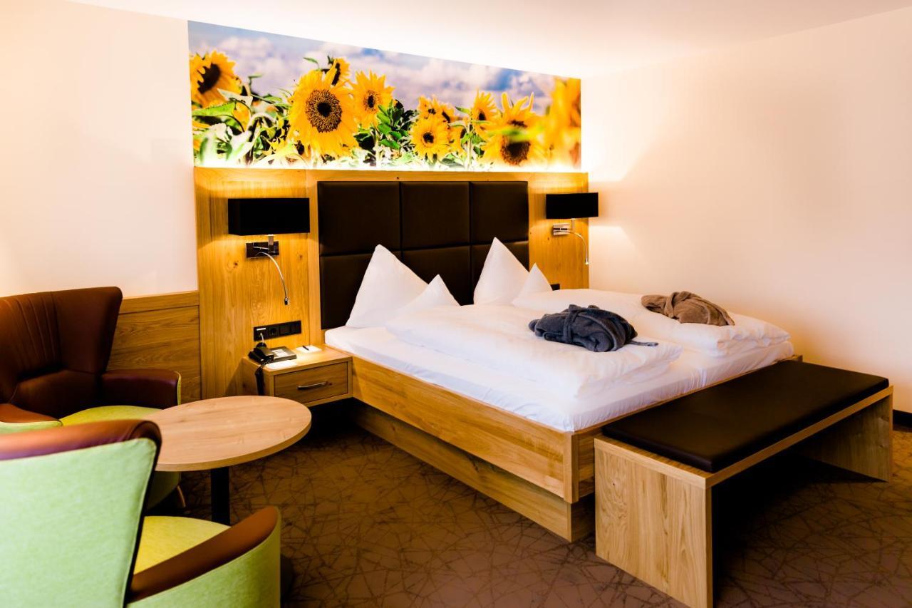 Thermalhotel Gass บาดฟึสซิง ภายนอก รูปภาพ